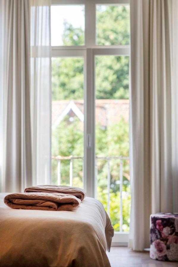 コルト レイク Broel4 Bed & Breakfast エクステリア 写真